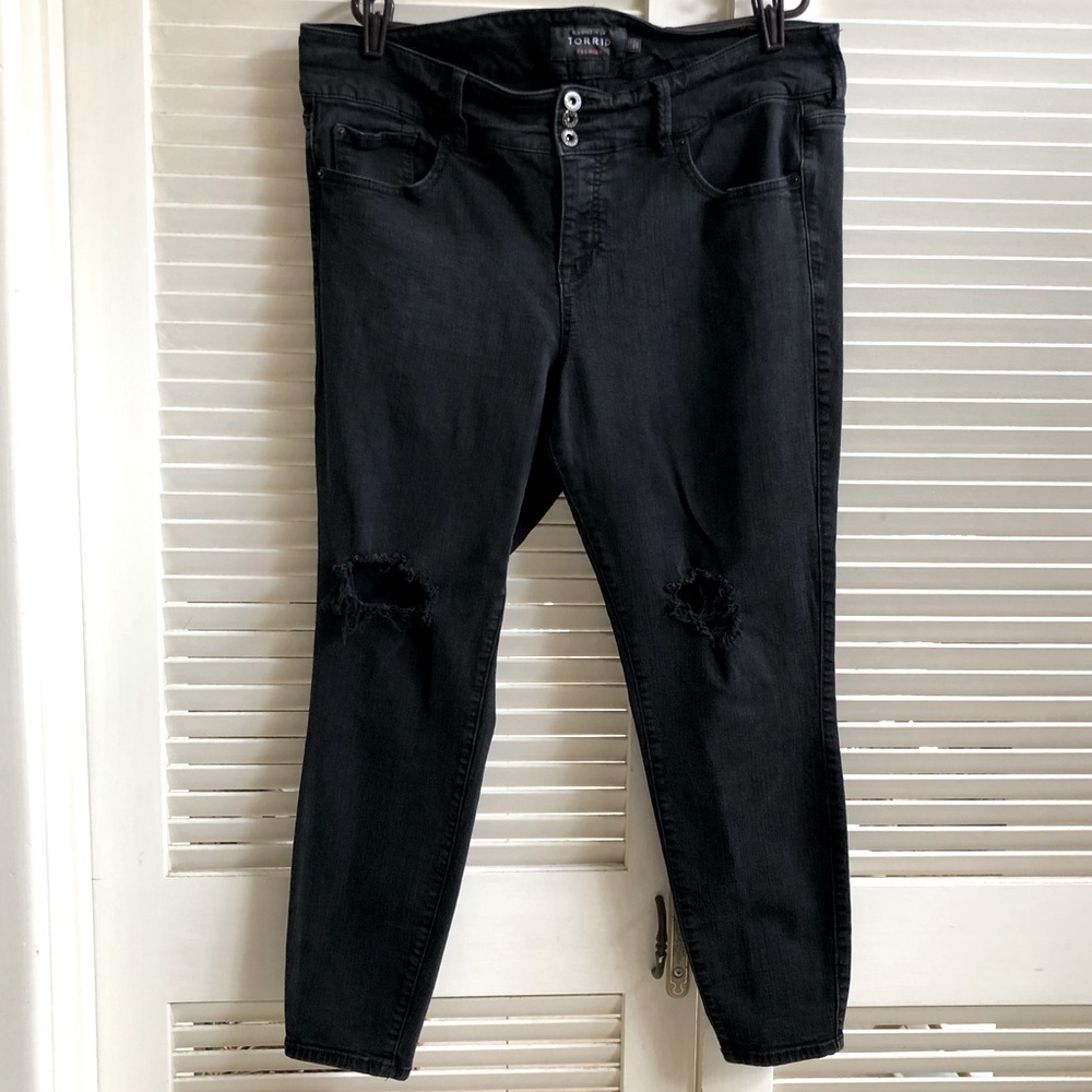 Torrid Black Jeggings 🖤